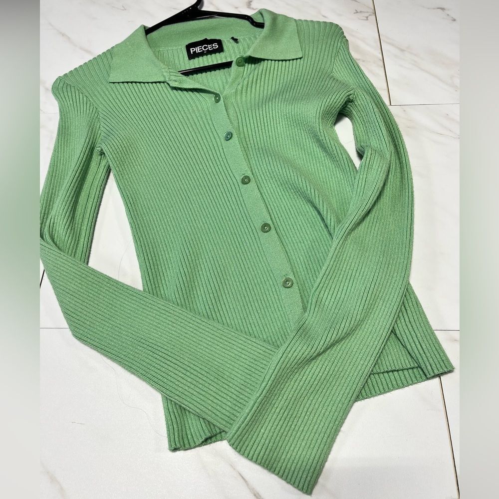 Pieces Monalisa Knit long sleeve polo ribbed fitted button down top size M